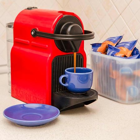 Azzurra Home Рим Екстериор снимка