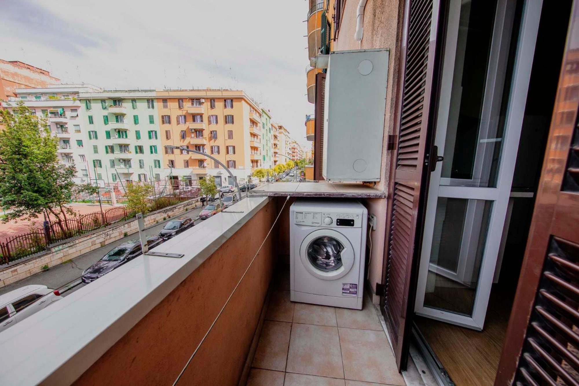 Azzurra Home Рим Екстериор снимка
